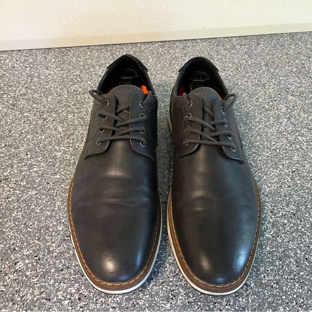 Mix #6 Super nice dark grey casual dress shoes size 9.5